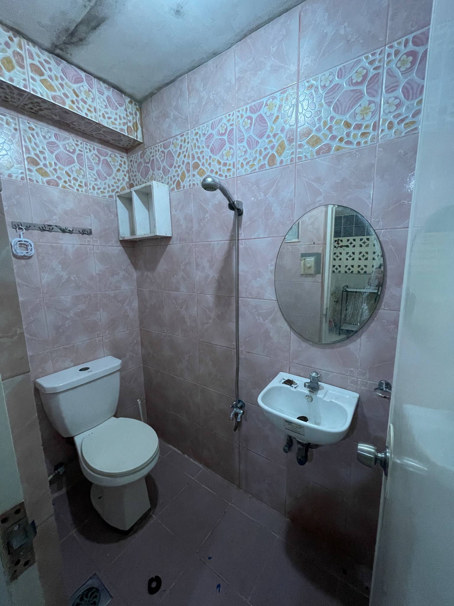 2 Storey House - Image 4